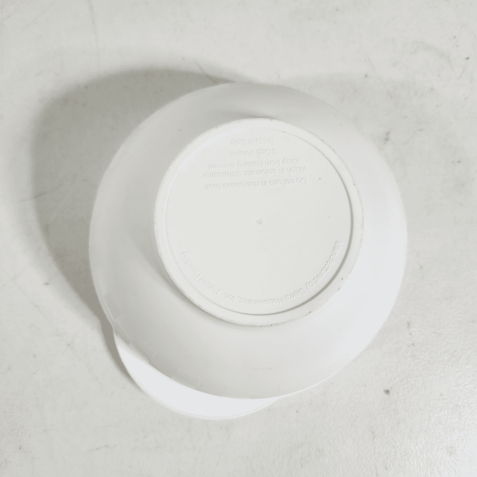 Pampered Chef #2788 Chillzanne White 3 Cup 6” Bowl with Lid - Thumbnail 5