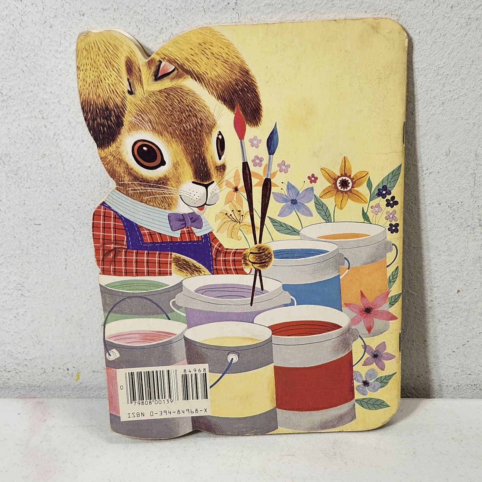 Little Bunny Learns Colors Kids Book Happy House 1982 - Thumbnail 4