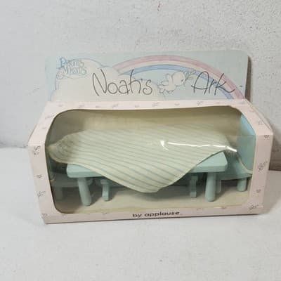 Vtg 1988 Applause Precious Moments Noah’s Ark Wooden Table - Thumbnail 2