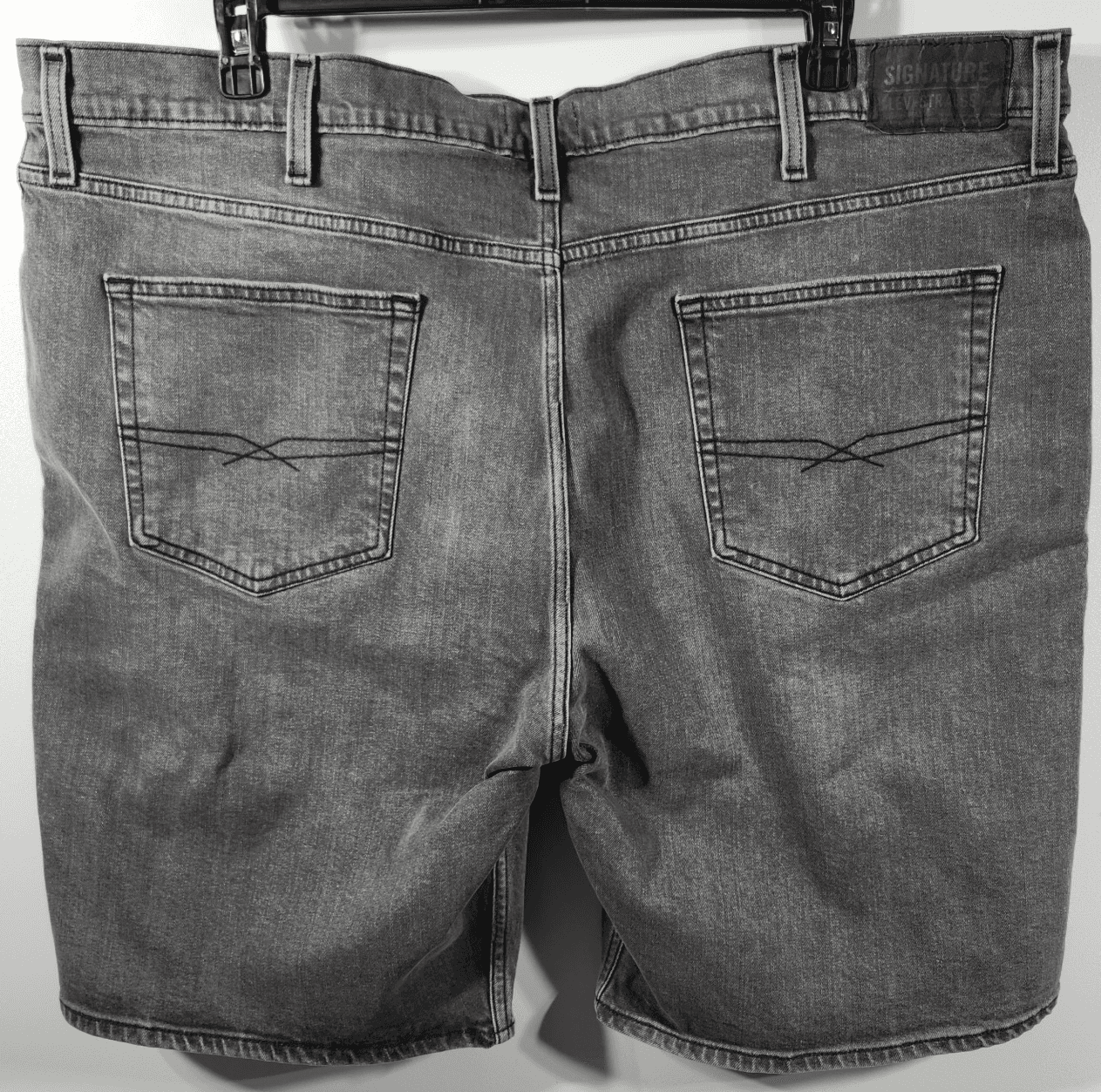 Levi’s Men's 44 Gray Denim Shorts Straight Leg Casual With Pockets - Thumbnail 4