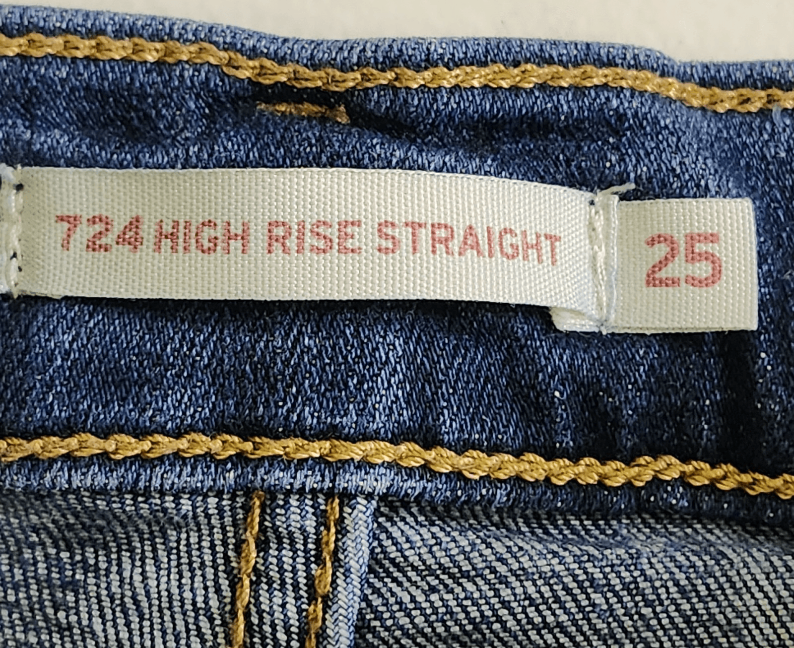 Levi's 724 Jeans Women's 25x30 Blue Medium Wash Straight High Rise Denim - Thumbnail 7