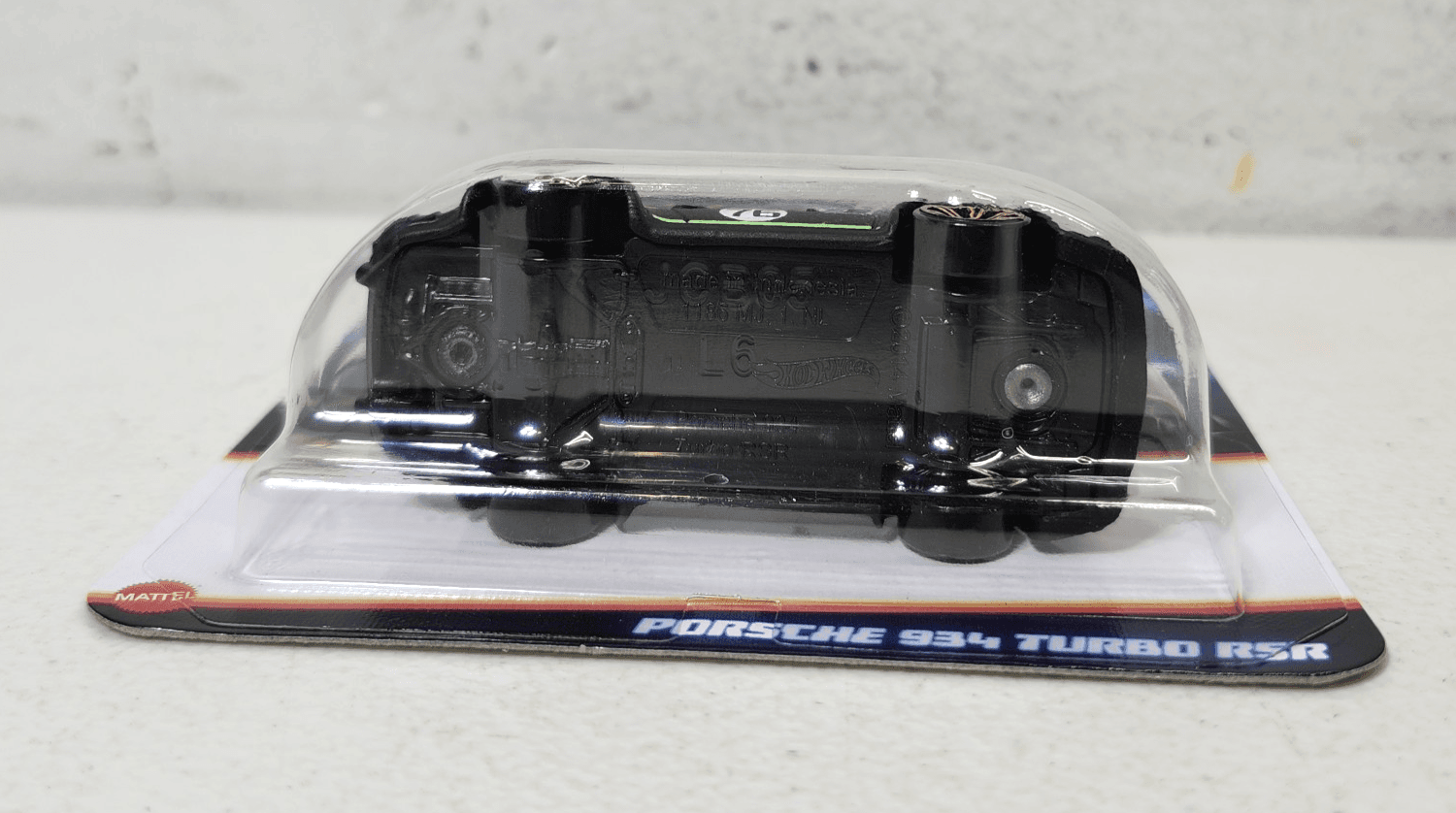 Hot Wheels 2025 Neon Speeders Porsche 934 Turbo RSR Black Car 1/64 Toy Vehicle - Thumbnail 4