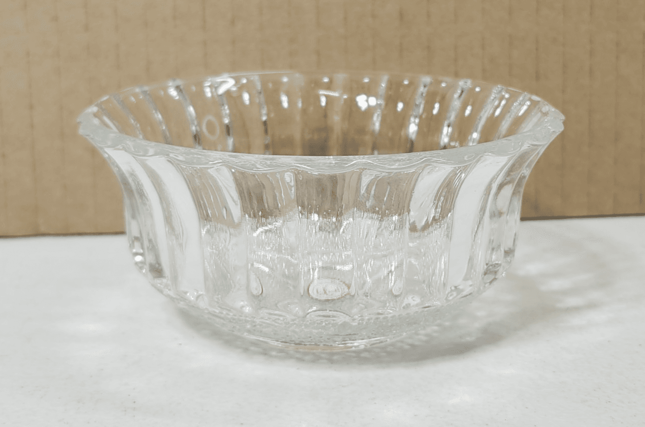 Crystal Clear Pressed Glass 4.5" Trinket Candy Dessert Bowl Home Decor - Thumbnail 2