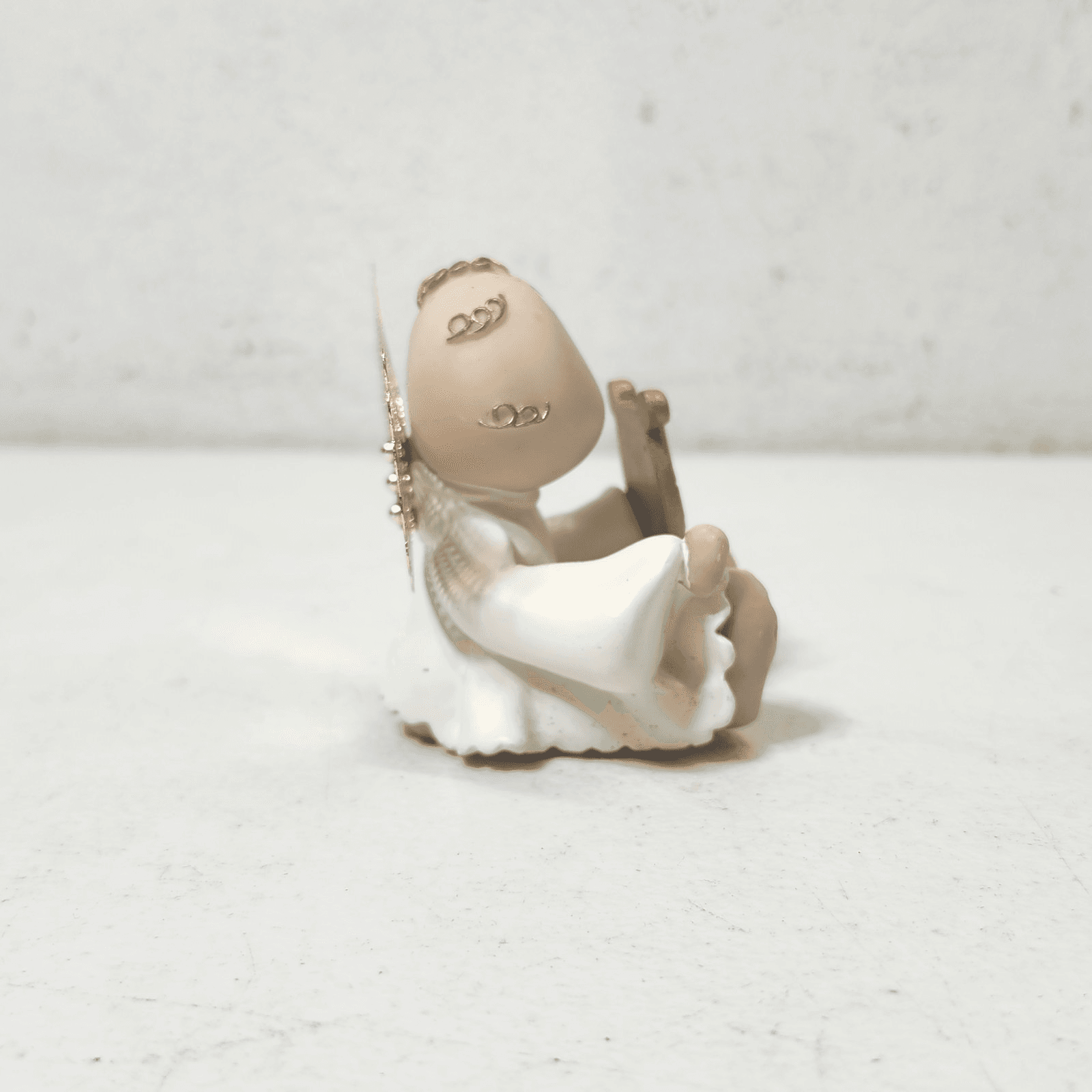 Angel Cheeks Figurine Holding Harp 2001 Home Decor - Thumbnail 8