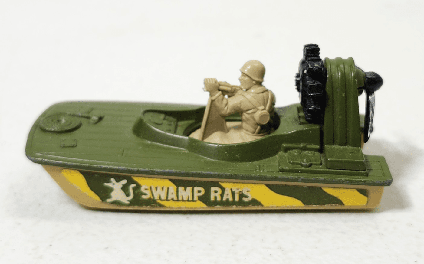 Vintage 1976 Matchbox Lesney No 30 Military Army Swamp Rat Boat With Soldier - Thumbnail 2