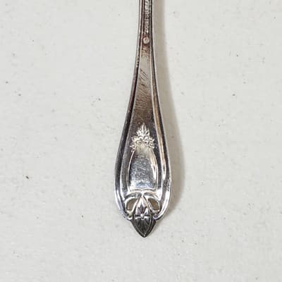 Vintage Old Colony 1847 Rogers Bros Silverplated Fork 6" - Thumbnail 4