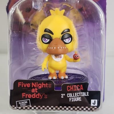 Five Nights At Freddy’s Glowing Eyes CHICA 2” Collectible Figure Jazwares 2025 - Thumbnail 2