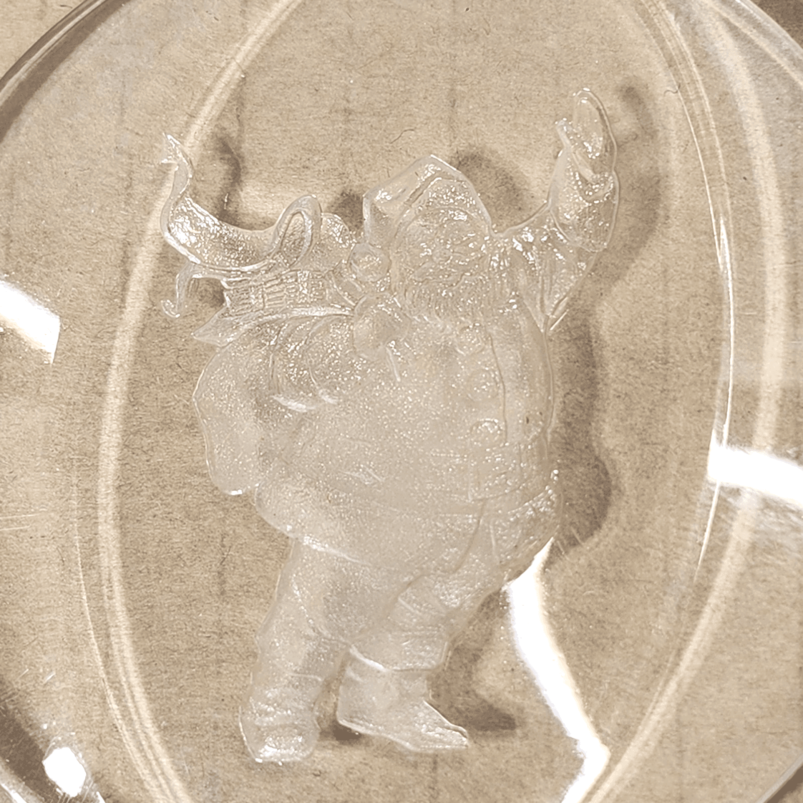 Vintage Acrylic Santa Christmas Treasures Collectors Ornament Holiday Decor - Thumbnail 4