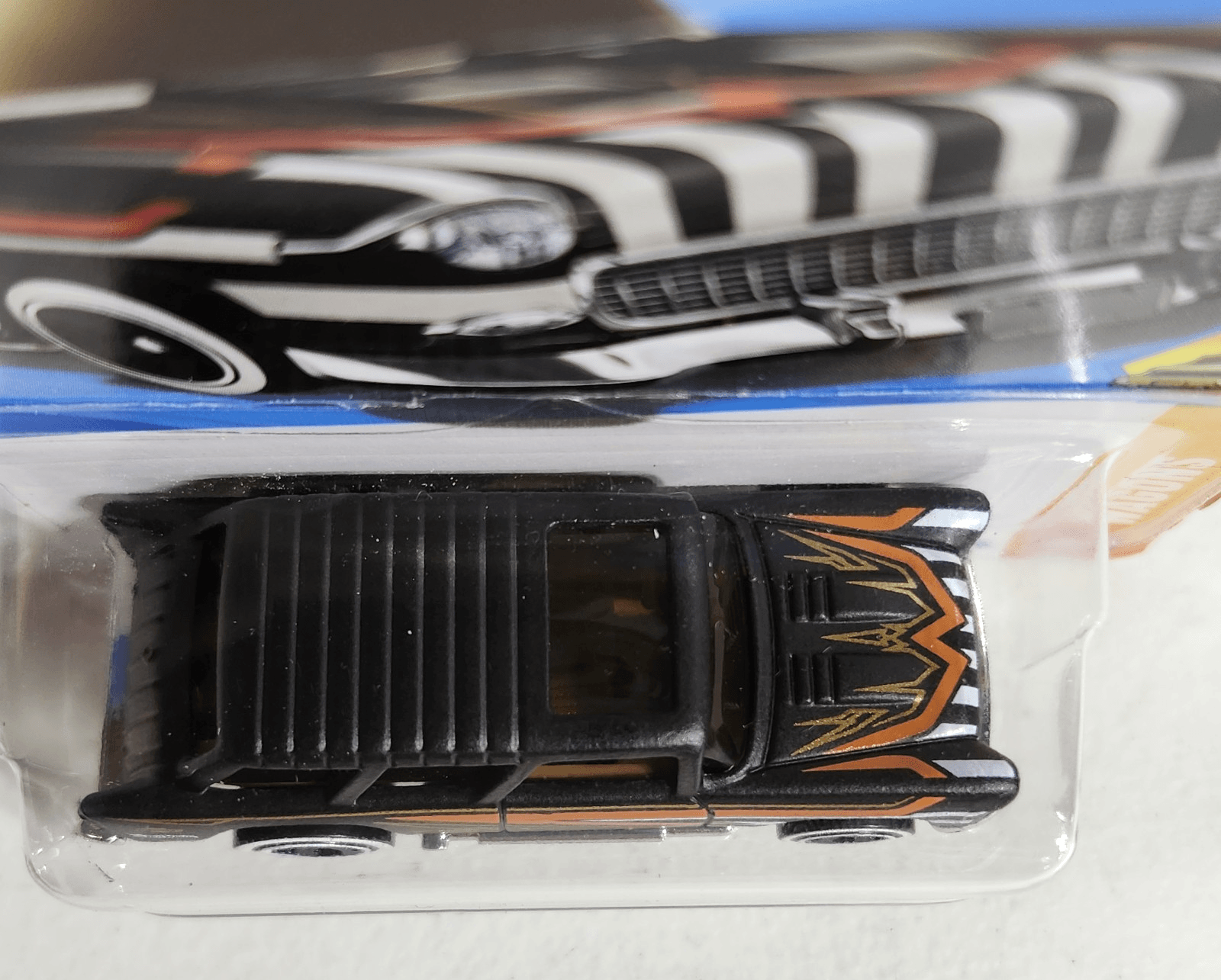 2026 Hot Wheels Wagons Classic '55 Nomad Black Car 1/64 Toy Vehicle NEW - Thumbnail 3