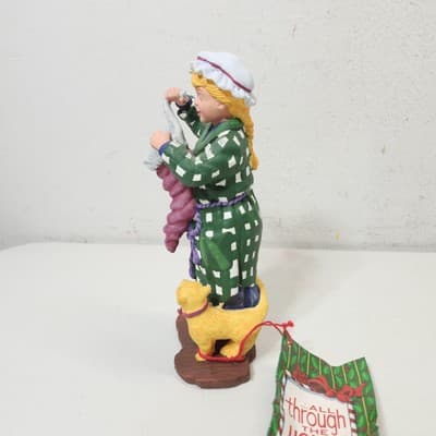 Dept 56 All Through The House Figurine Sue Ellen with Box Home Decor - Thumbnail 3