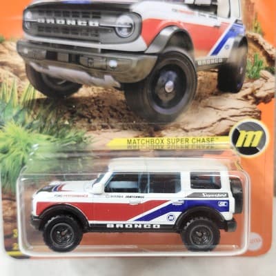 Matchbox Ford Bronco Super Chase 1/64 Car Toy Vehicle Mattel NEW - Thumbnail 3