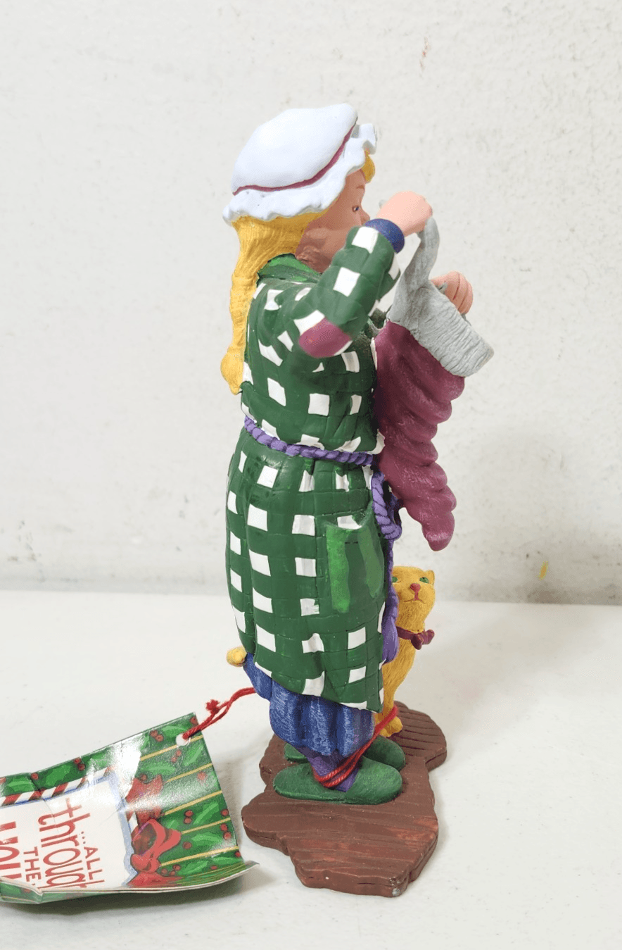 Dept 56 All Through The House Figurine Sue Ellen with Box Home Decor - Thumbnail 5