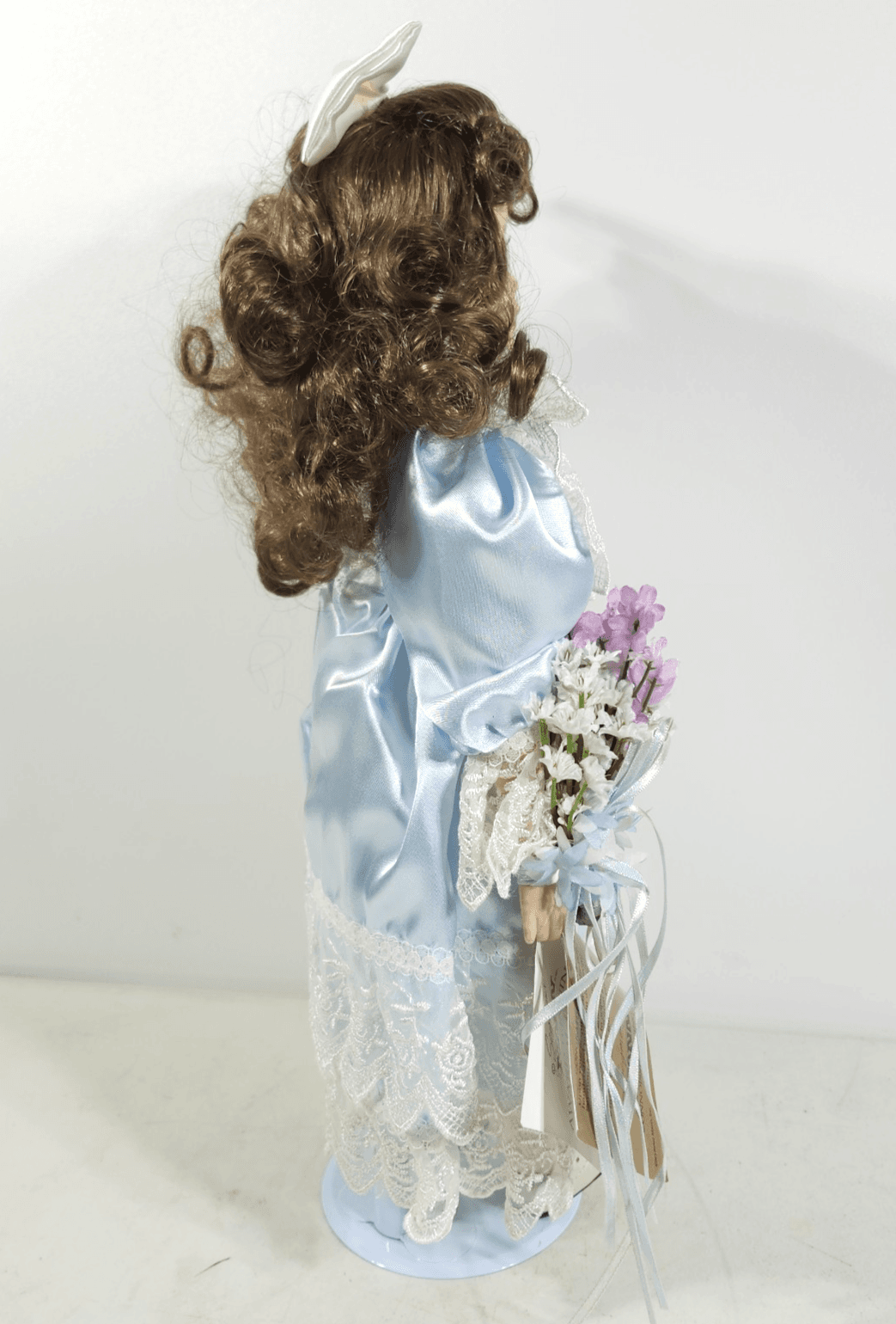 Vintage 1991 Seymour Mann Connoisseur Collection 16" Porcelain Doll W/Stand - Thumbnail 13