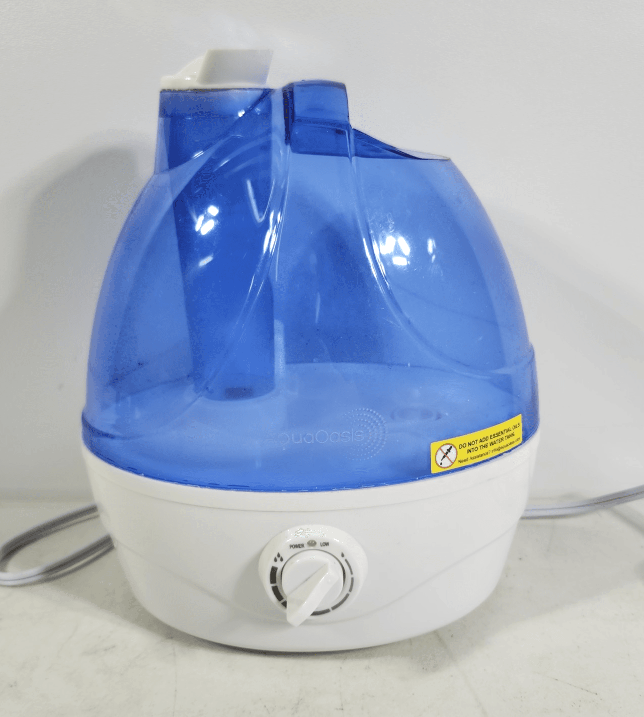 Cool Mist Ultrasonic Humidifier AquaOasis Model AO-101 - Thumbnail 2