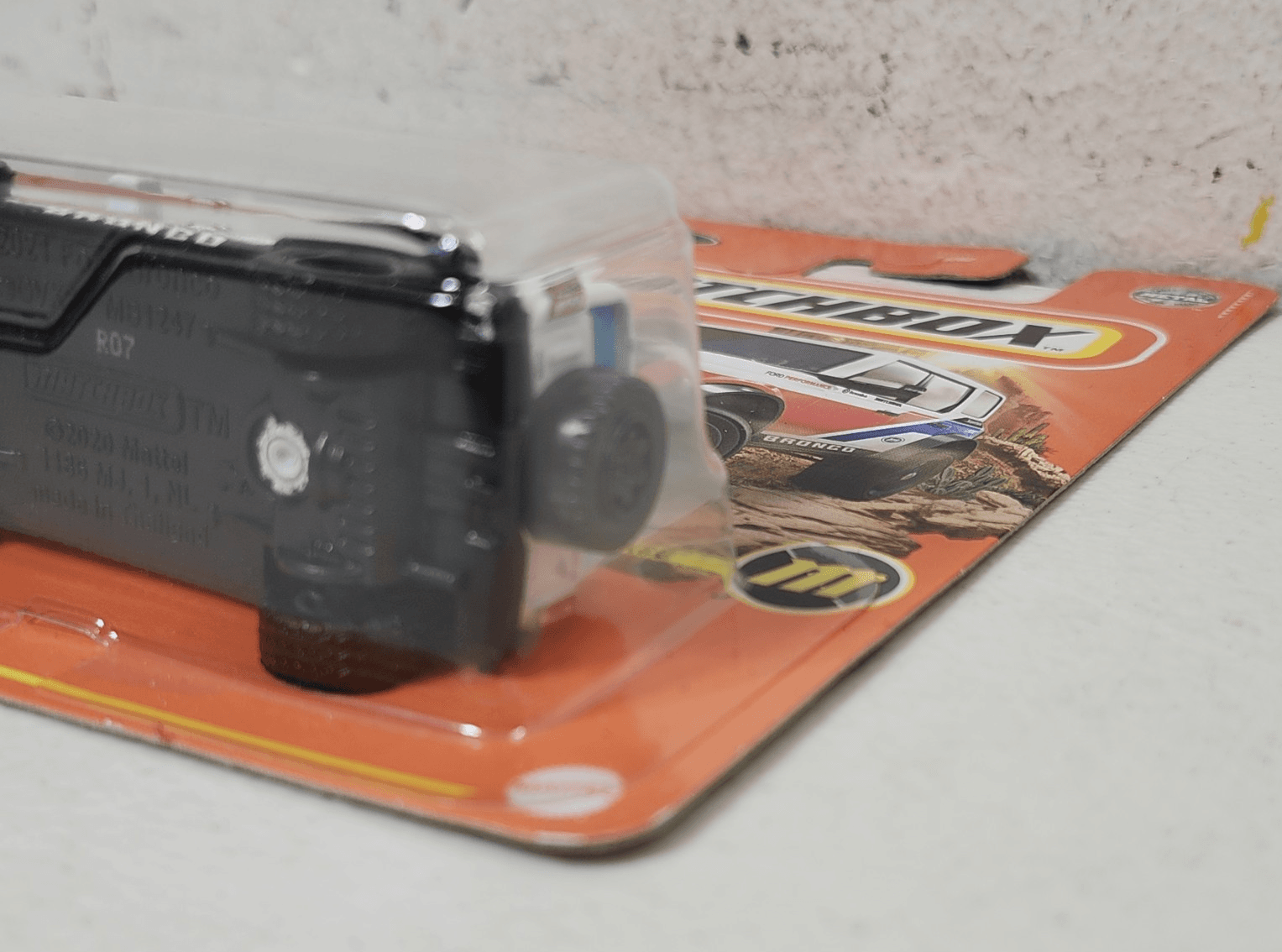 Matchbox Ford Bronco Super Chase 1/64 Car Toy Vehicle Mattel NEW - Thumbnail 7