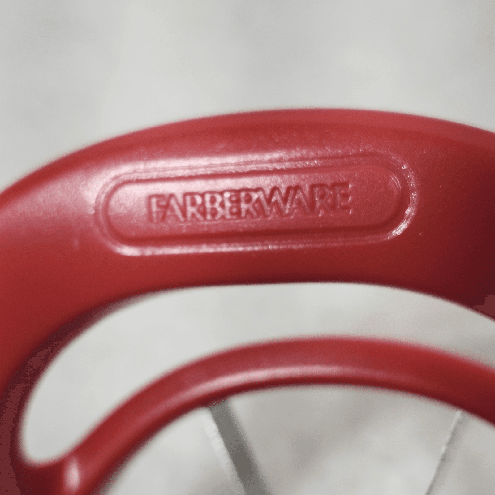 Farberware Classic Apple Wedger Sectioner Red Food Prep - Thumbnail 4