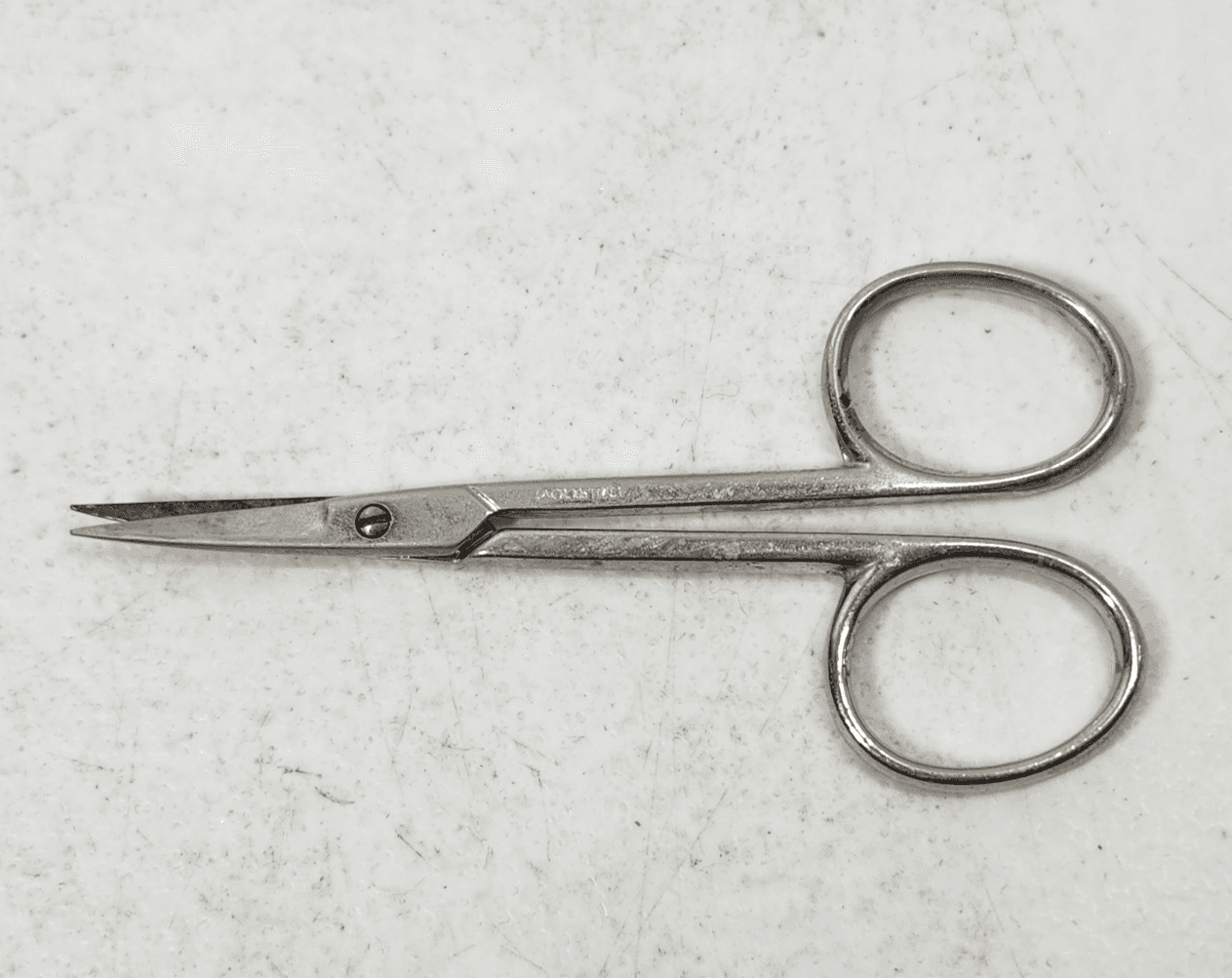 Vintage LA Cross Italy Mustache Bear Trim Scissors 3.5"