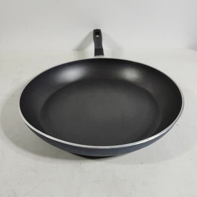 Regal Nonstick 12" Frying Pan Steel Cookware Made In USA - Thumbnail 3