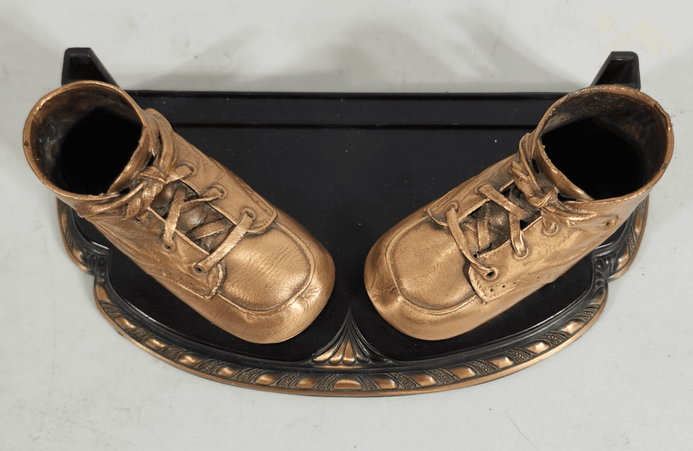 Vintage Baby Shoes Picture Frame Bronze Tone Keepsake Nursery Decor Display - Thumbnail 3