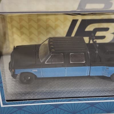 2026 M2 Machines 1990 Ford F350 Dually Truck & 1970 Mustang Boss 302 Custom R99 - Thumbnail 6