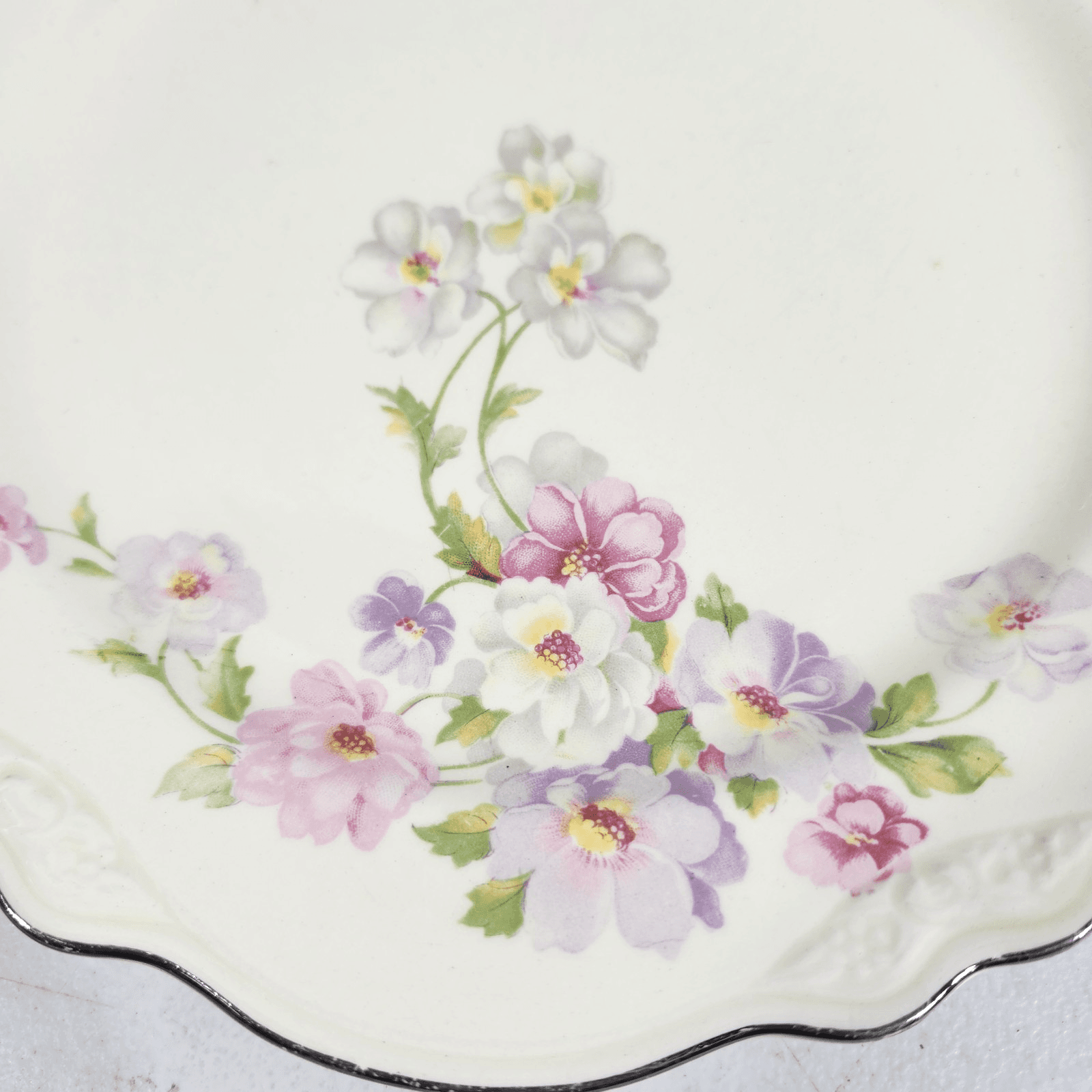 Vintage Homer Laughlin Virginia Rose Dinner Plate 9.25" - Thumbnail 3