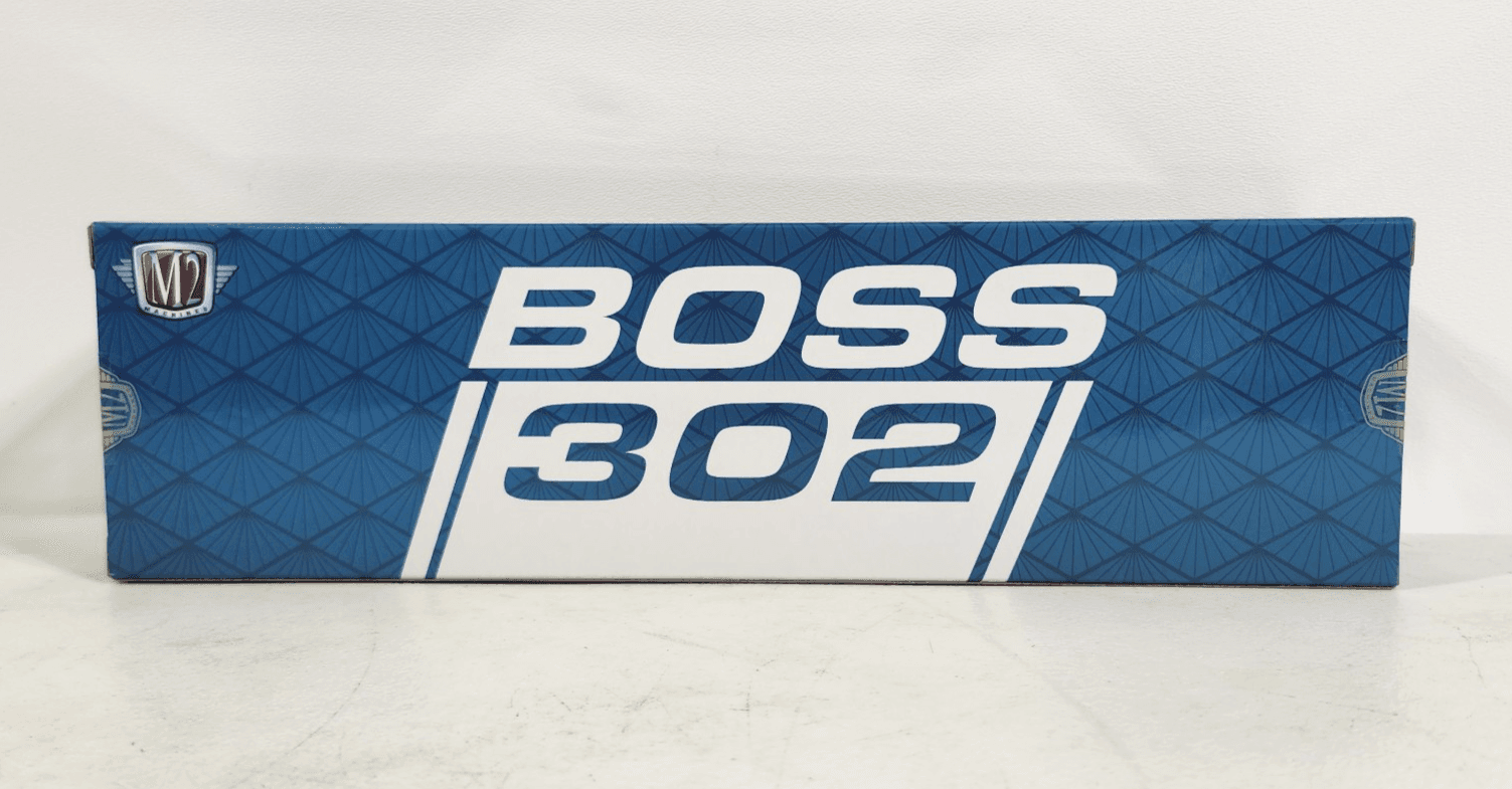 2026 M2 Machines 1990 Ford F350 Dually Truck & 1970 Mustang Boss 302 Custom R99 - Thumbnail 10
