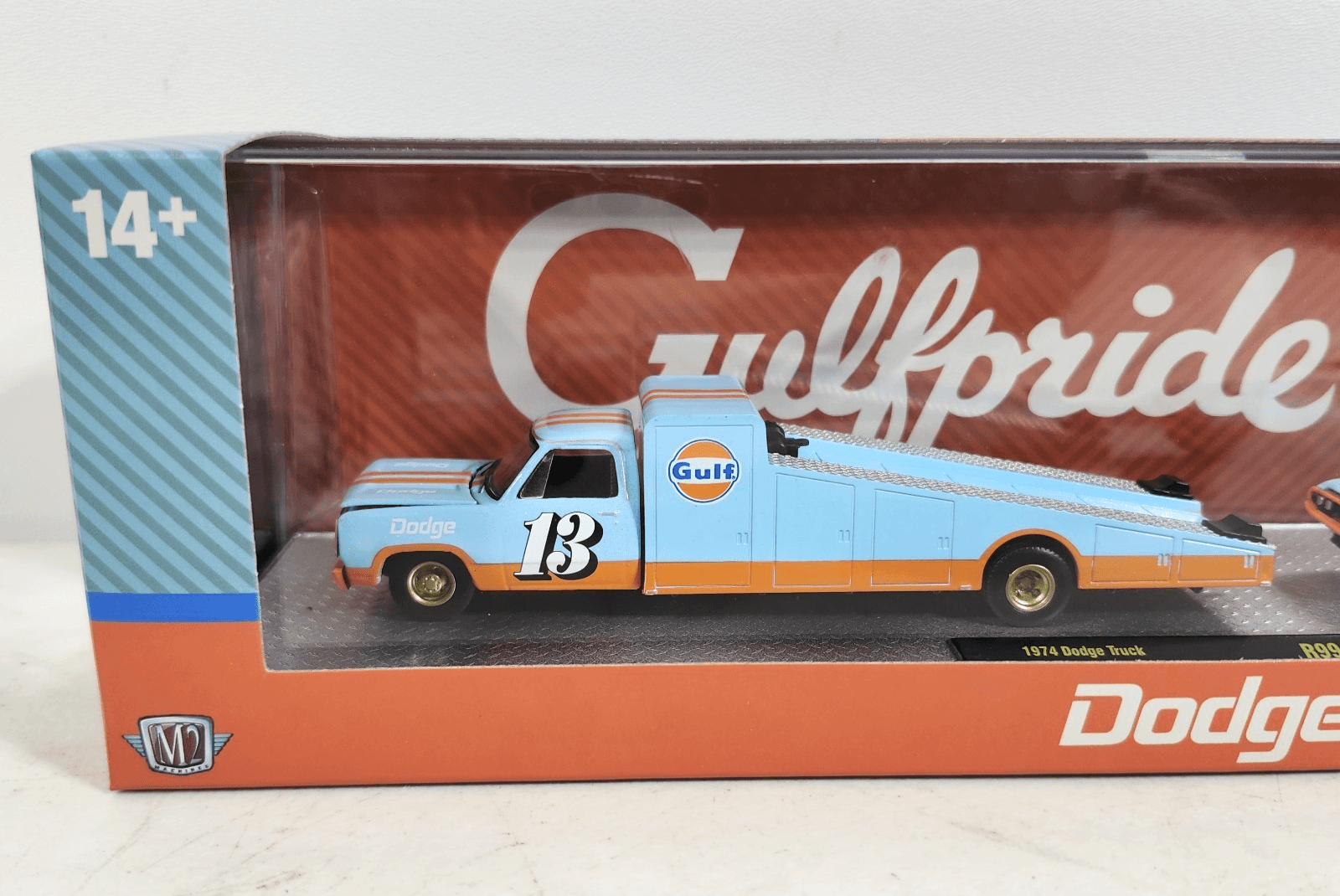 M2 Machines 1974 Dodge Ramp Truck 1970 Dodge Challenger 1/64 Auto Haulers Gulf - Thumbnail 2