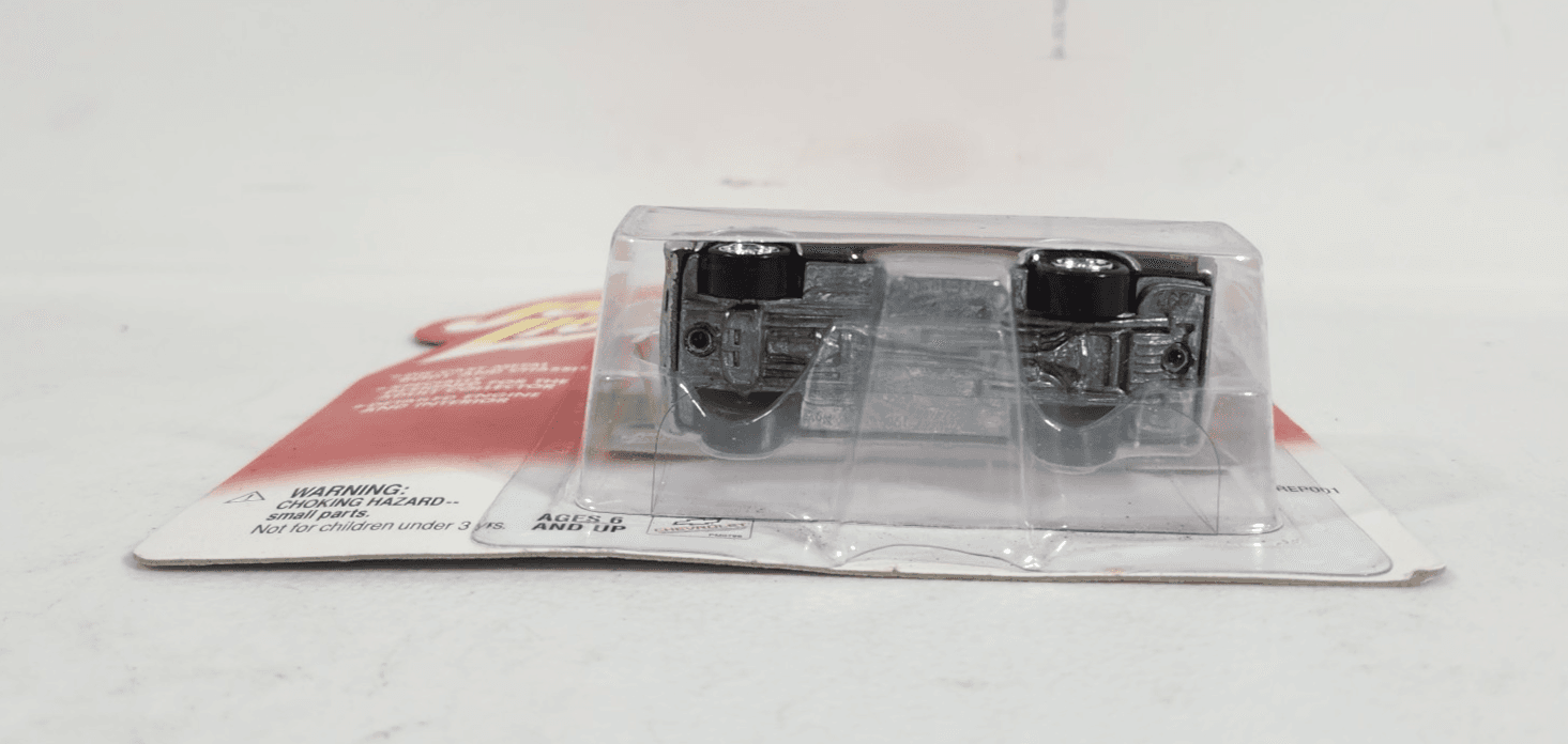 Johnny Lightning 1/64 Scale 204-02 Muscle Cars 1969 Chevy Nova SS Red Toy - Thumbnail 5