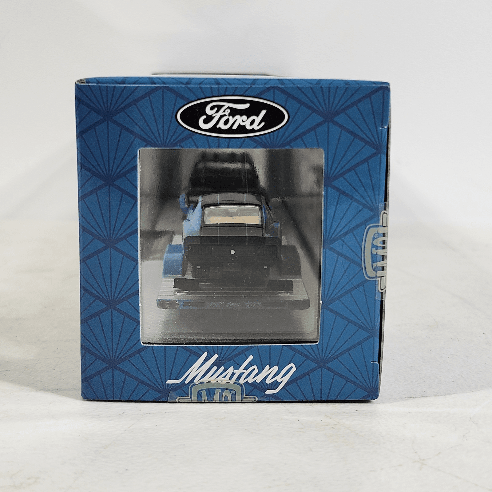 2026 M2 Machines 1990 Ford F350 Dually Truck & 1970 Mustang Boss 302 Custom R99 - Thumbnail 9