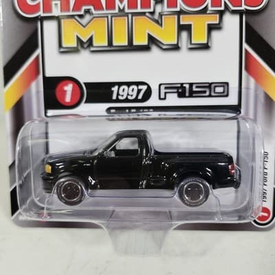 Racing Champion Mint 1997 Ford F-150 1/64 Truck Version A&B Lot Of 2 Diecast - Thumbnail 2