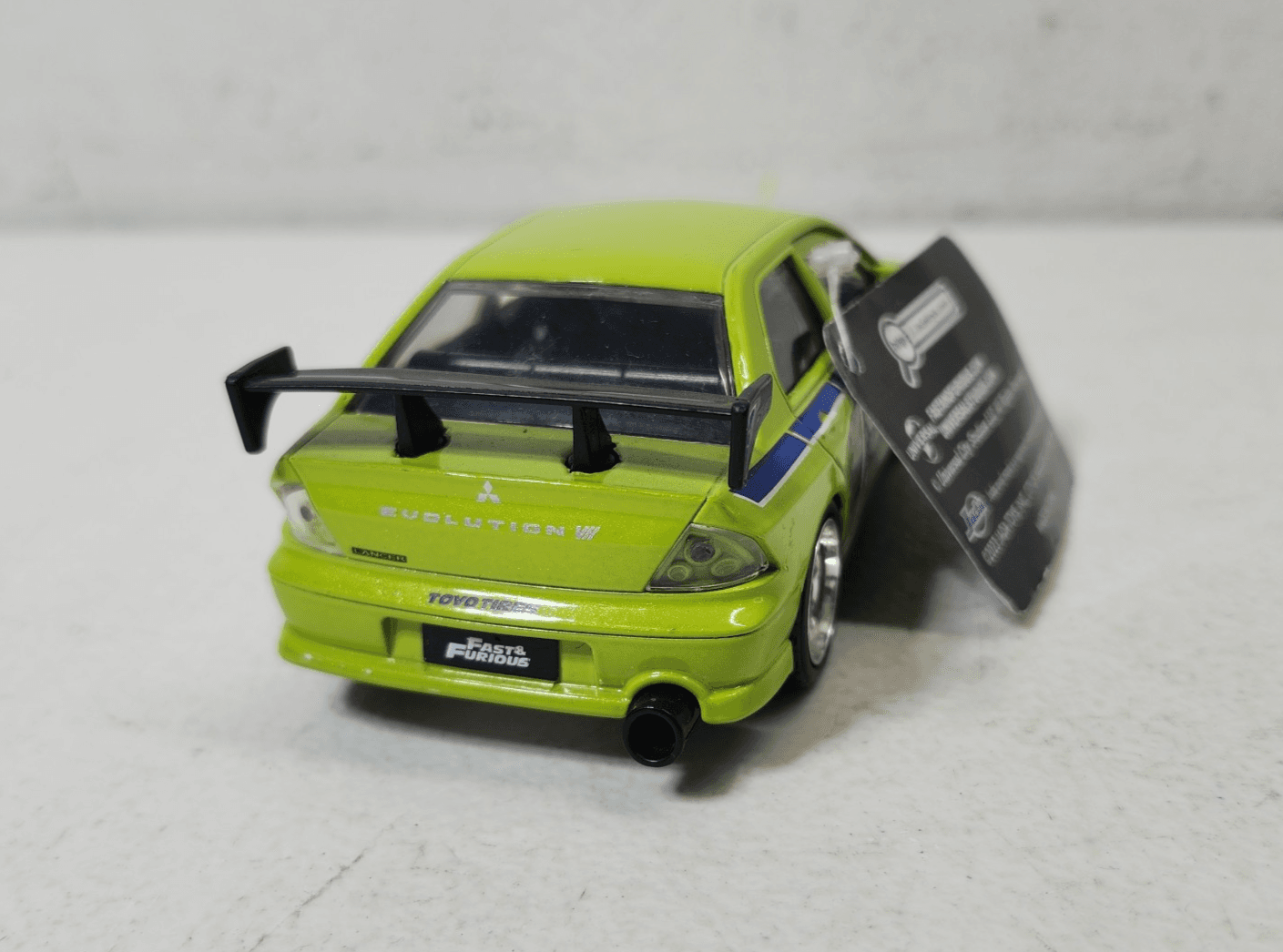 Jada 1/32 Scale Fast & Furious Brians Mitsubishi Lancer Evo VII Lt Green Car - Thumbnail 8