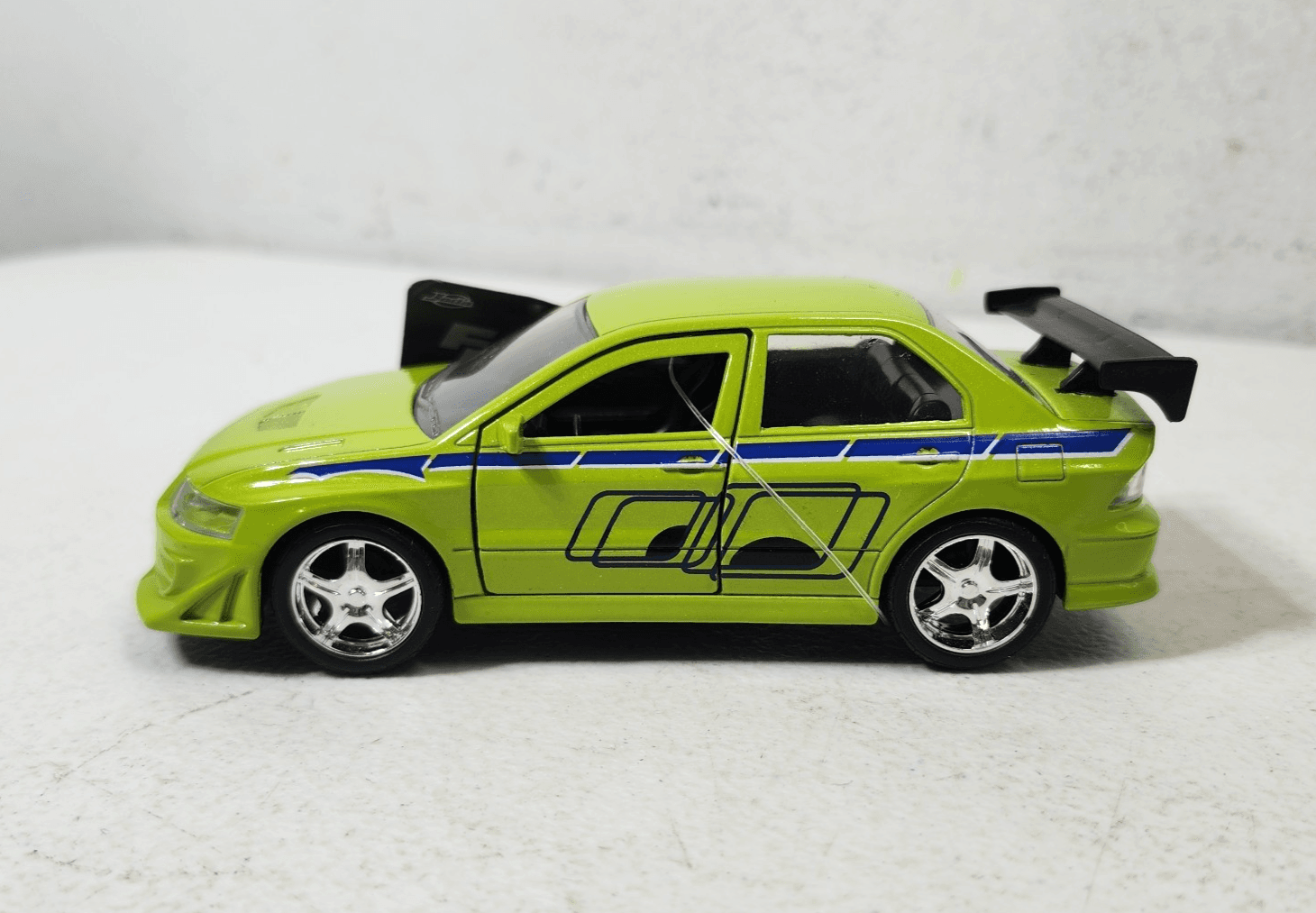 Jada 1/32 Scale Fast & Furious Brians Mitsubishi Lancer Evo VII Lt Green Car - Thumbnail 5