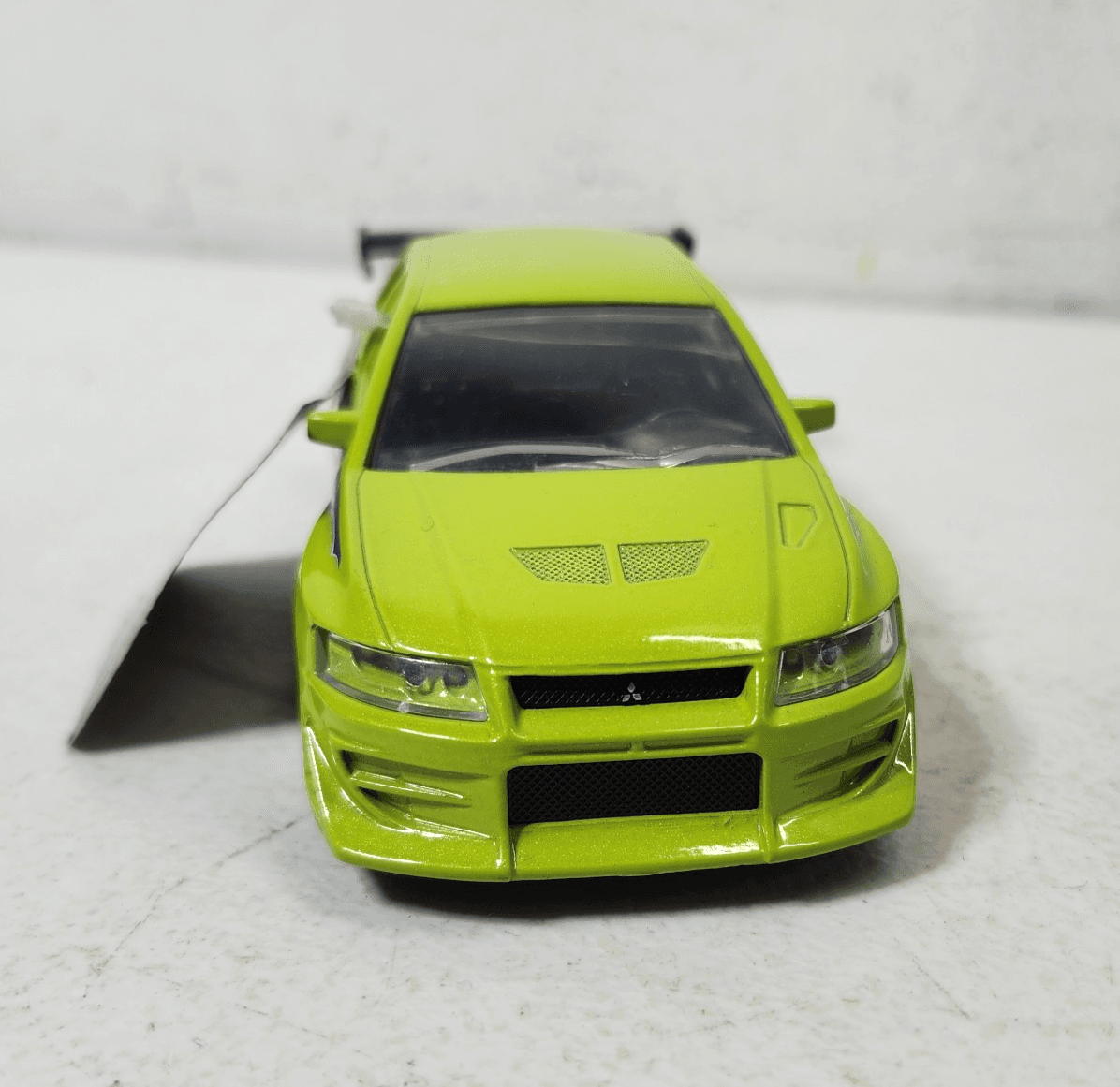 Jada 1/32 Scale Fast & Furious Brians Mitsubishi Lancer Evo VII Lt Green Car - Thumbnail 3