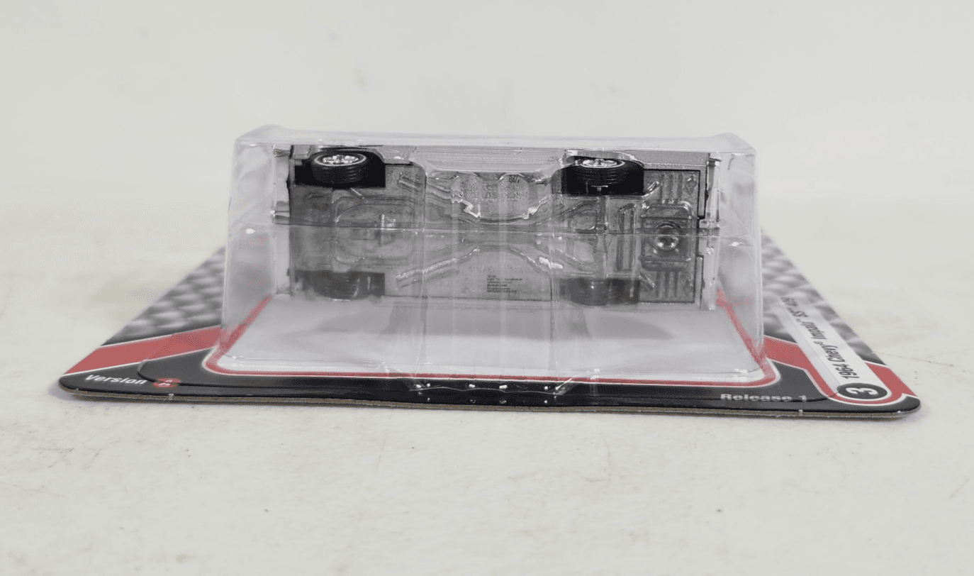 Racing Champions Mint '64 Chevy Impala SS 409 Silver Car 1/64 Toy Vehicle NEW - Thumbnail 5