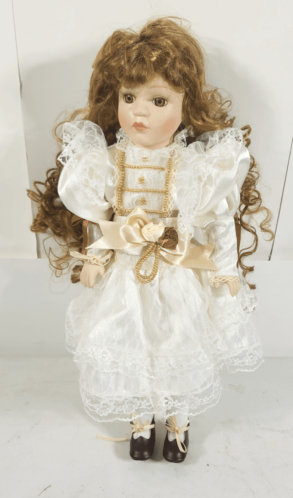 Seymour Mann Porcelain Curly Hair Faith Connoisseur Collection Doll - Thumbnail 2