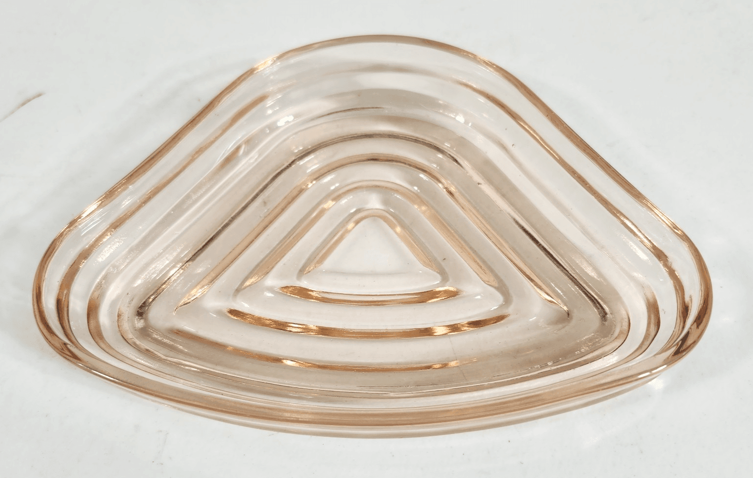 Pink Manhattan Triangular Relish Nut Candy Dish Glass Home Decor - Thumbnail 3