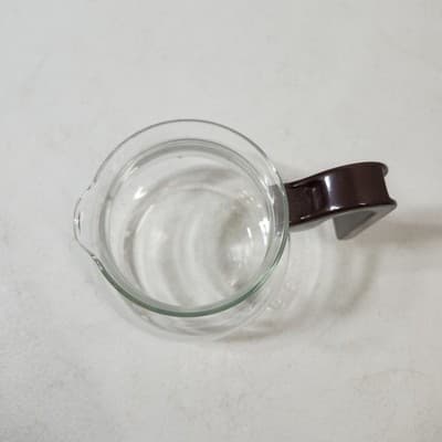 VTG MCM Pyrex Carafe/Coffee Pot w/Lid Clear With Brown Handle - Thumbnail 5