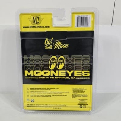 M2 Machines Mooneyes 1988 GMC Sierra 1500 Custom Limited 1/4400 Hobby Toy NEW - Thumbnail 7