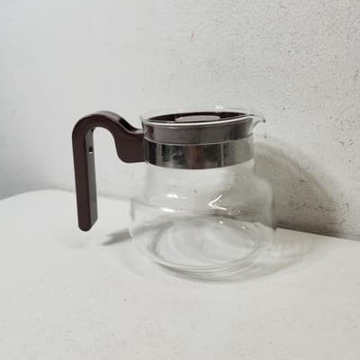 VTG MCM Pyrex Carafe/Coffee Pot w/Lid Clear With Brown Handle - Thumbnail 8