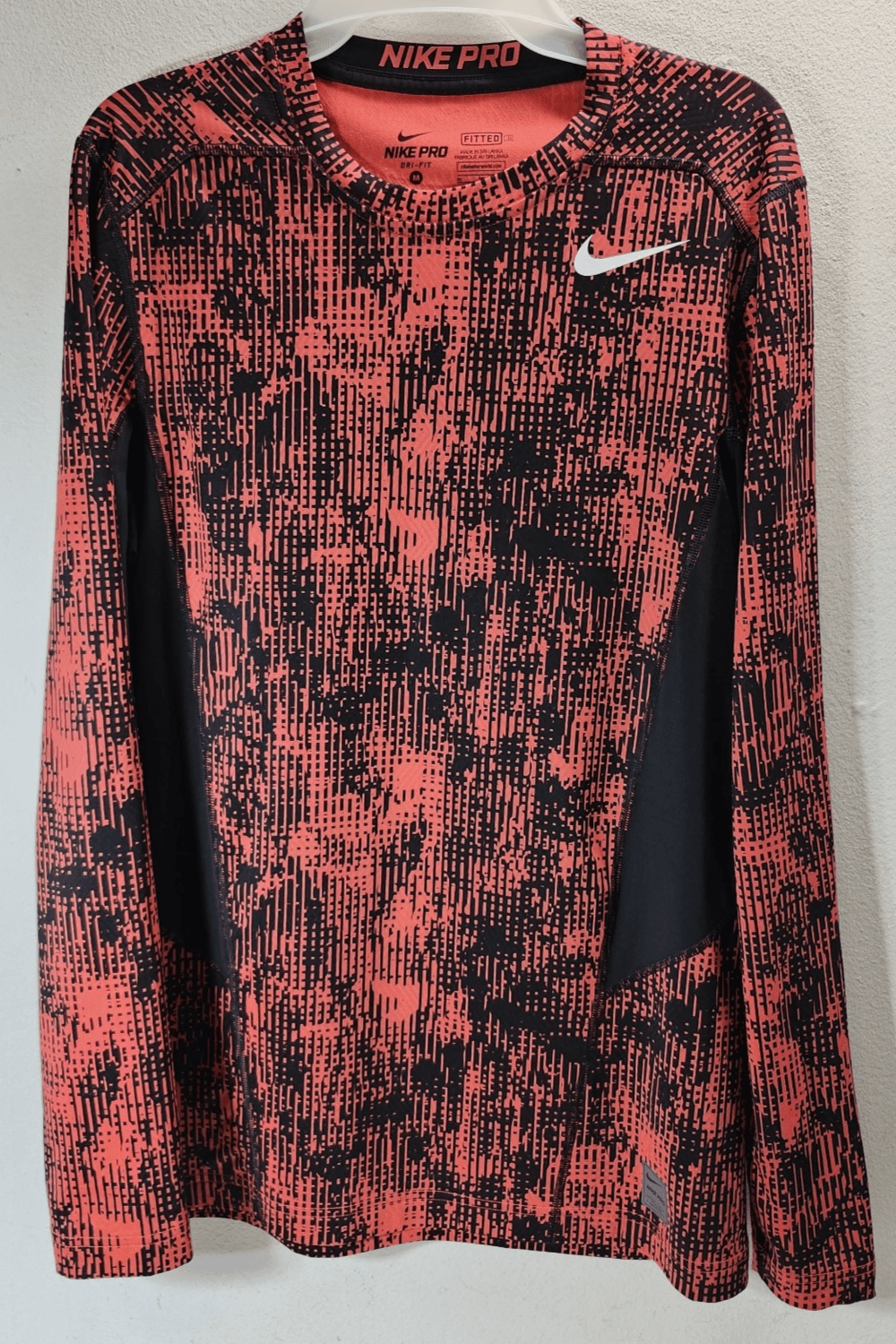 Nike Shirt Mens Medium Red Black Printed Pro Combat Drifit Compression Hyperwarm - Thumbnail 5