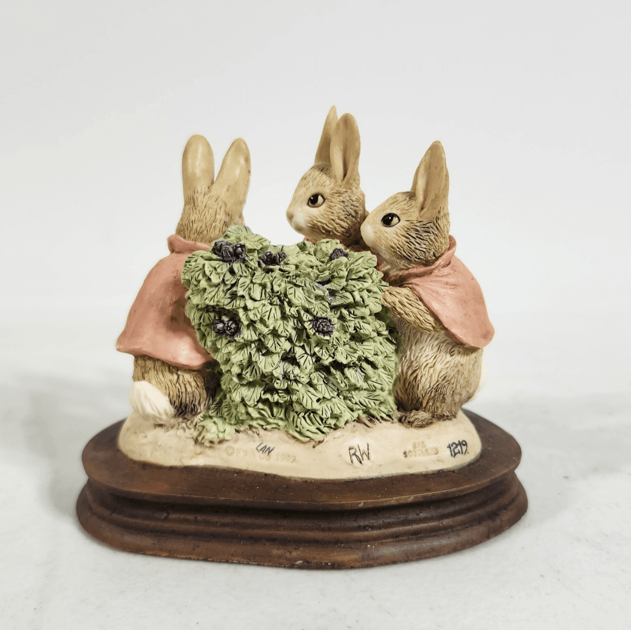 Beatrix Potter Peter Rabbit Border Fine Arts Figurine Statue Home Decor W/Box - Thumbnail 8