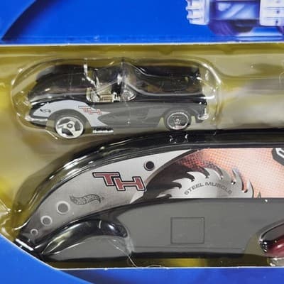 Hot Wheels Pavement Pounders '58 Chevy Corvette Treasure Hunt Car 1/64 Toy NEW - Thumbnail 3