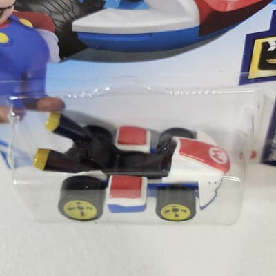 Hot Wheels Mariokart Standard Kart HW Screen Time Car 1/64 Toy Vehicle NEW - Thumbnail 3