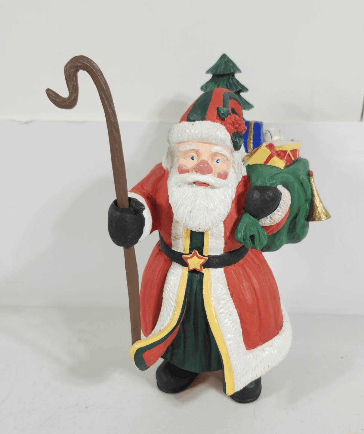 Vintage Dept 56 Santa Christmas Figurine Statue Home Holiday Decor - Thumbnail 2