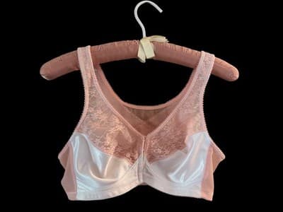 Vintage Pinup Bombshell Bra Pink Lace Lingerie 34B Pointy Cup Coquette Bralette - Thumbnail 9
