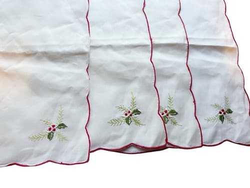 Christmas Vintage Linens Holly Leaf Berries Holiday Table Placemat Napkin 1960’s - Thumbnail 2