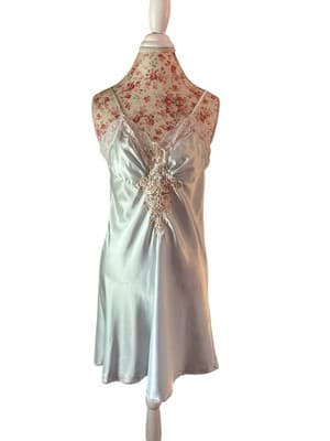 Vtg Nightgown By Appel Shiny Satin Floral Lace Appliqués Lingerie Slippery - Thumbnail 5