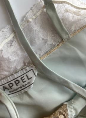 Vtg Nightgown By Appel Shiny Satin Floral Lace Appliqués Lingerie Slippery - Thumbnail 6