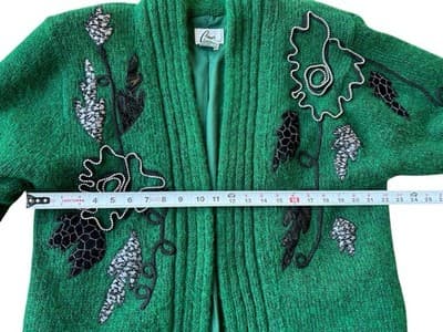 Vintage 1980’s 90’s NEW WAVE MOHAIR CARDIGAN SWEATER Beaded Appliqué Avant Garde - Thumbnail 9