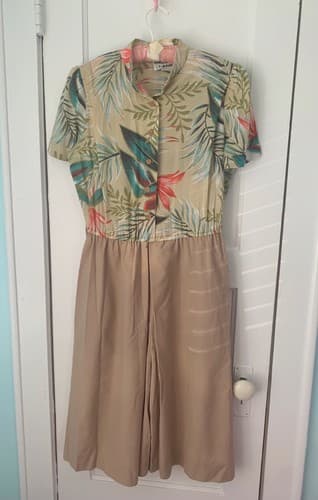 Vintage 1980’s Dress Tropical Safari Culottes Skirt Pants Khaki Leaf Puff Sleeve